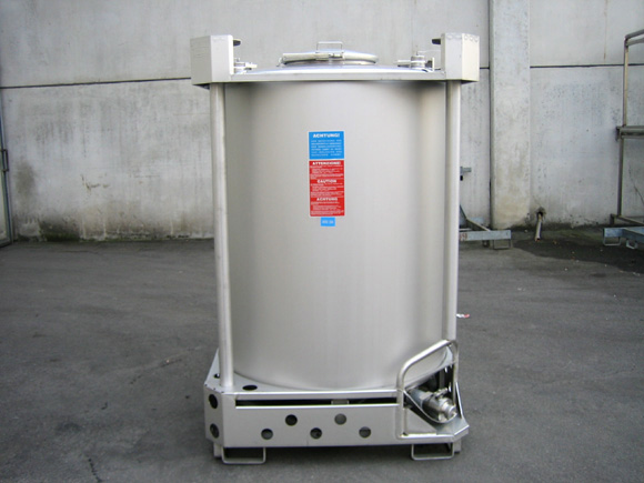 Stainless Steel Fluid Tank